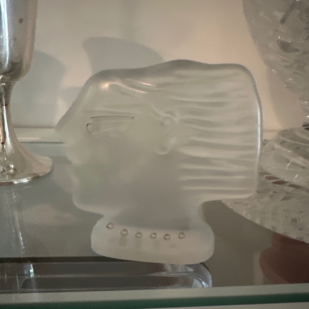 "Timeless Art Sculpture Alekos Fassianos' Masterpiece in Lalique Glass"
